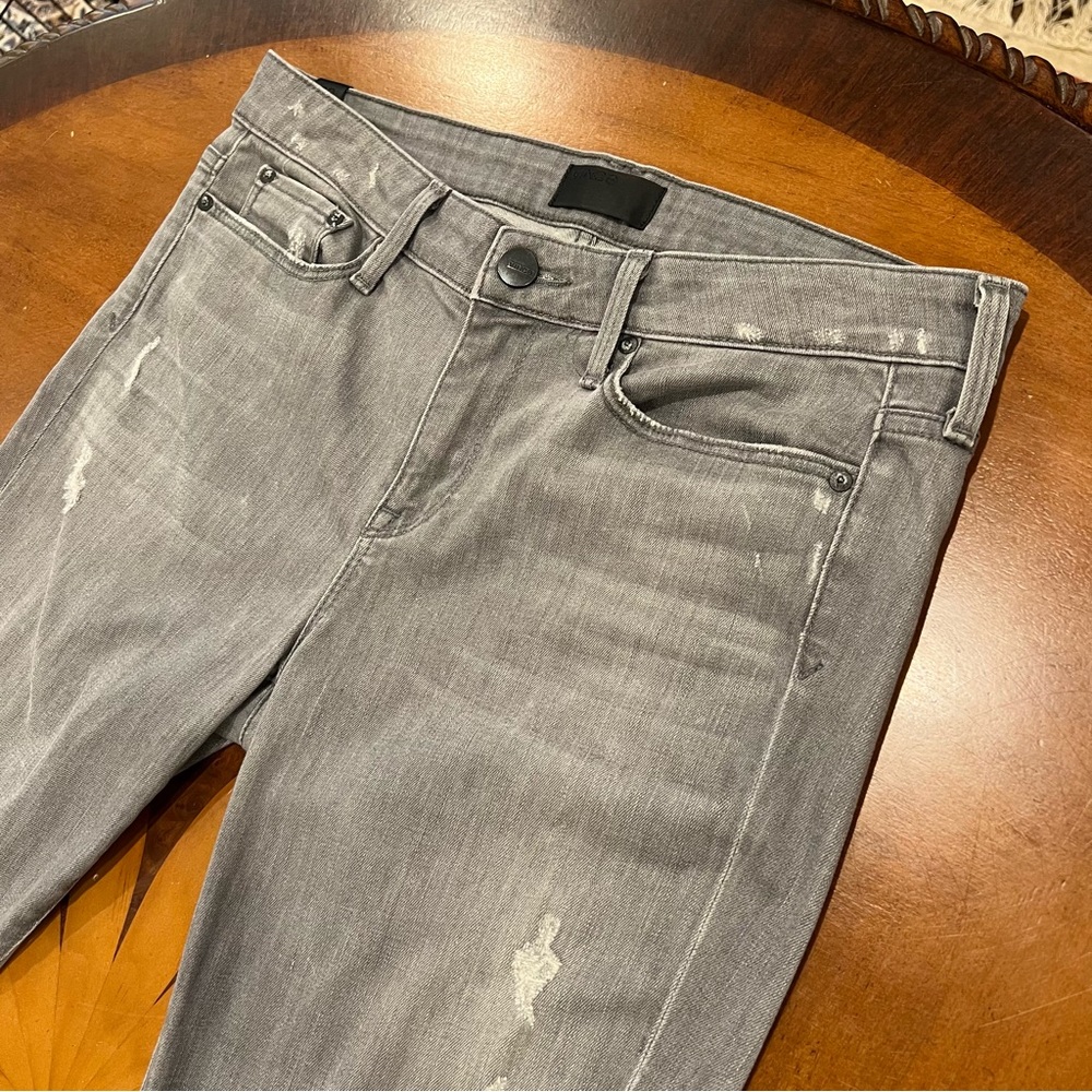 VINCE Dylan Skinny Jean Destructed Dark Gray Wash Size 30 Designer Full Length - Picture 4 of 16